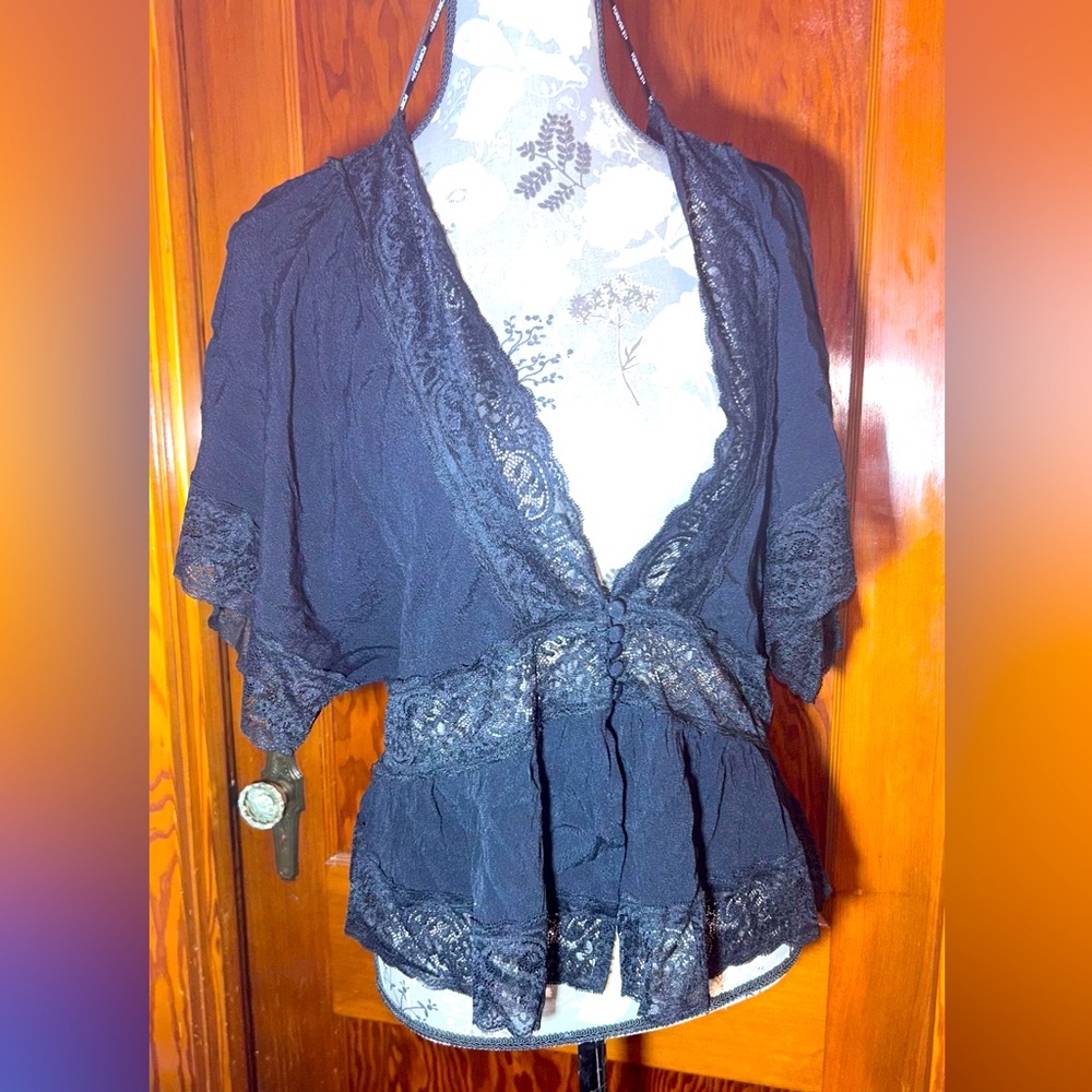 Forever 21 Black Lace Trim Top